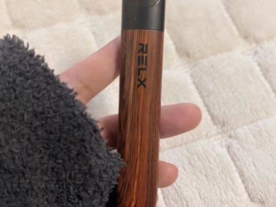 浅谈电子烟vtv 柚子二代 悦刻五代